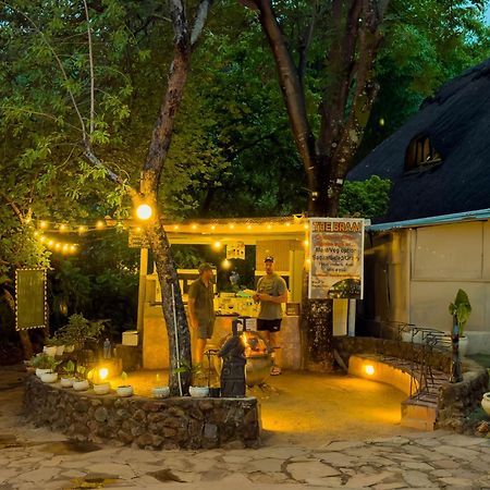 Victoria Falls Backpackers Lodge- Camp Sites Exteriör bild