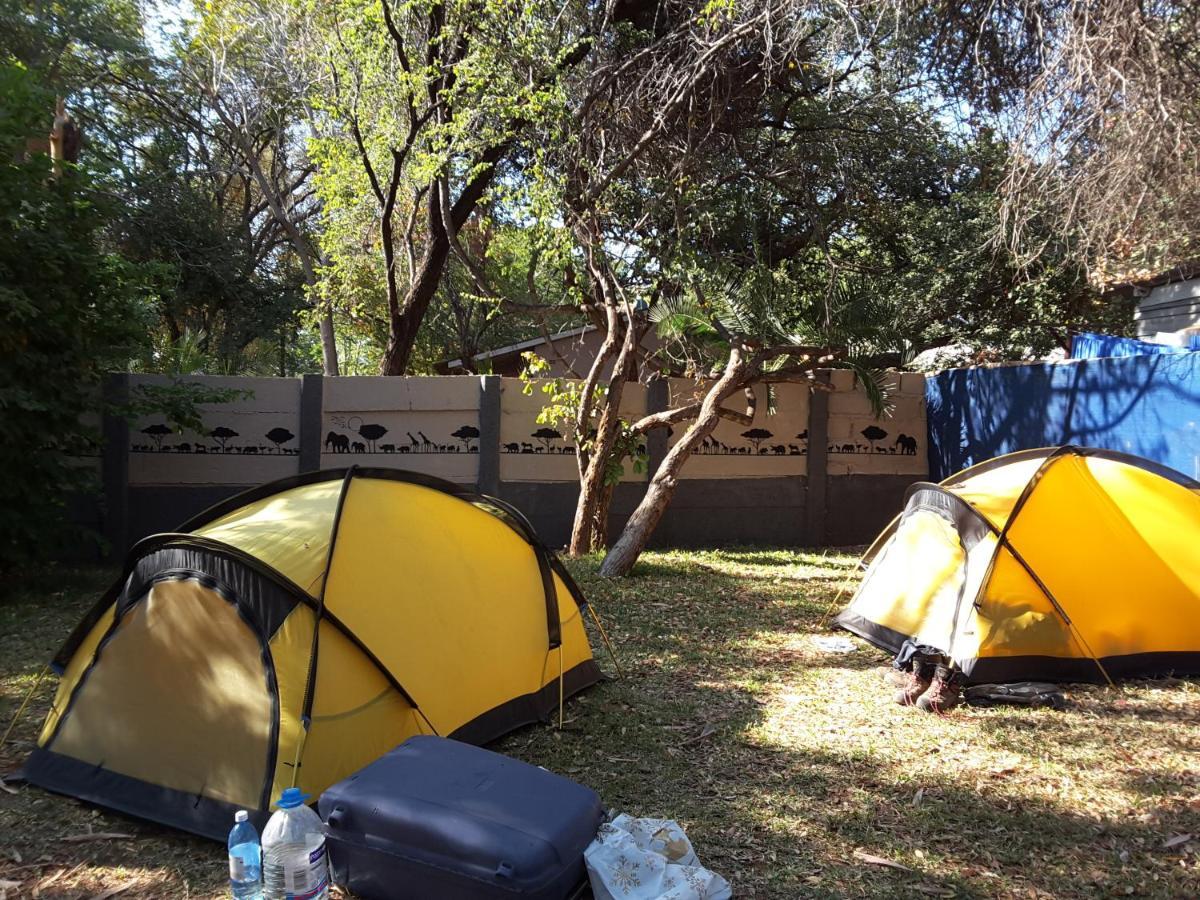 Victoria Falls Backpackers Lodge- Camp Sites Exteriör bild