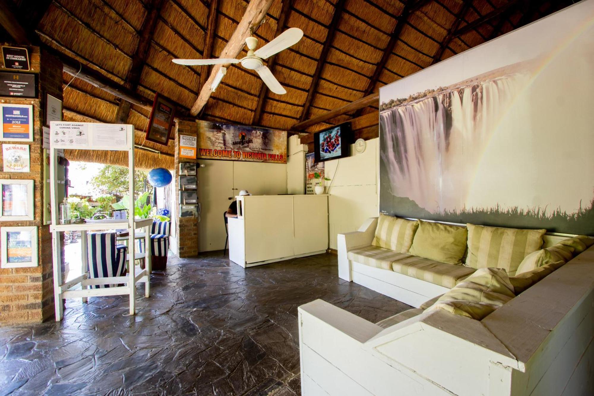 Victoria Falls Backpackers Lodge- Camp Sites Exteriör bild