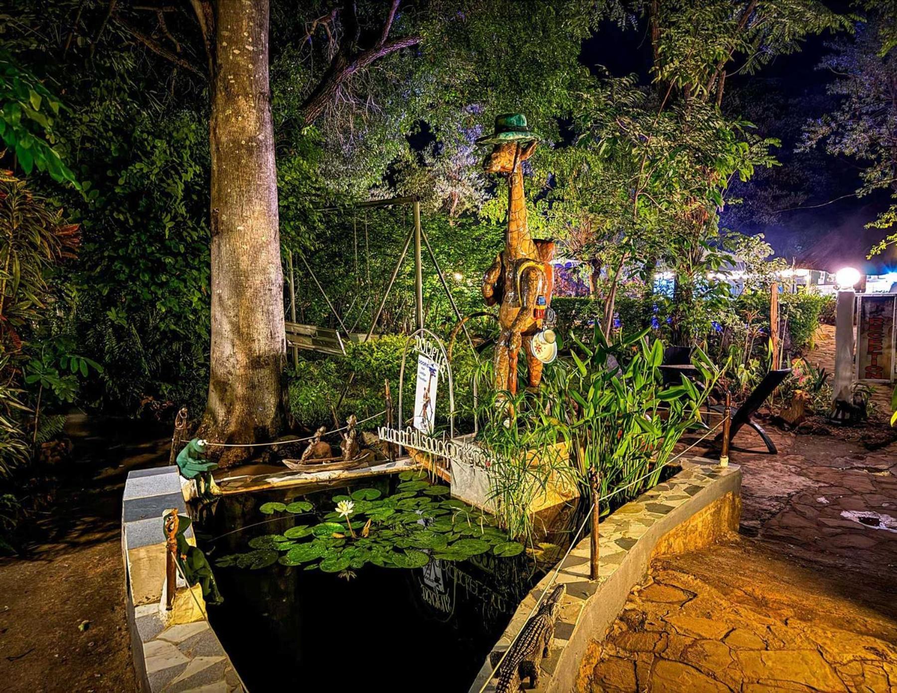 Victoria Falls Backpackers Lodge- Camp Sites Exteriör bild